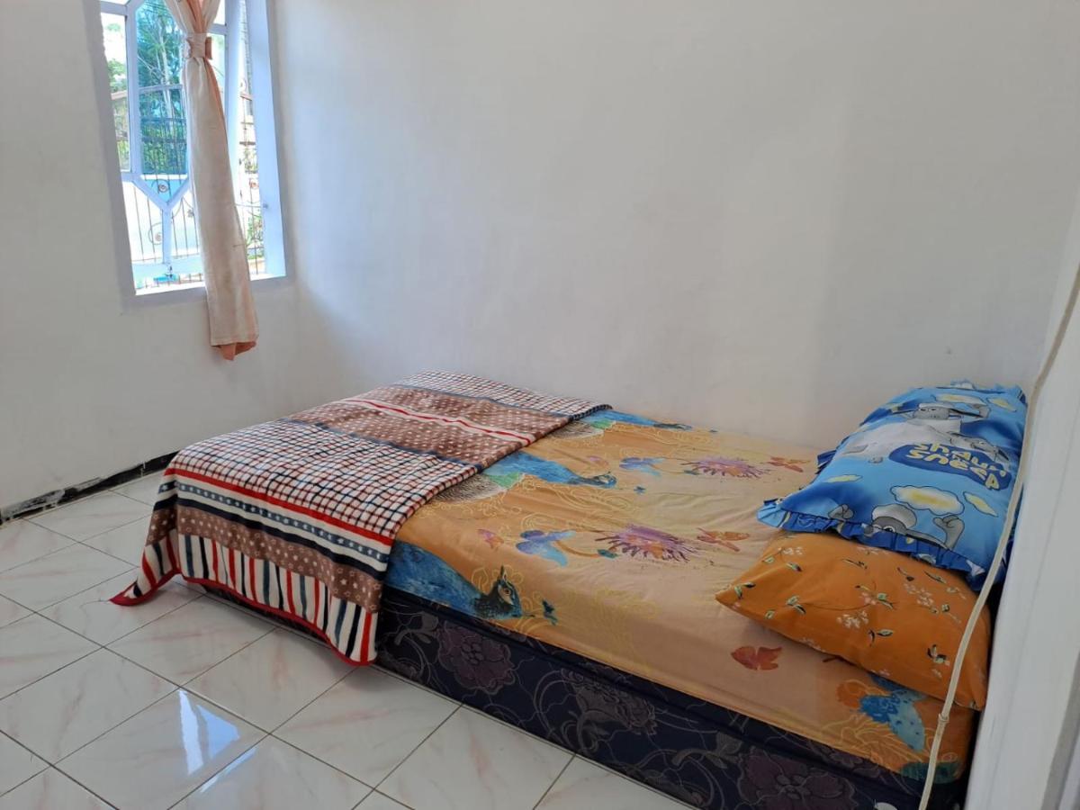 Indo Homestay Malang Exterior foto